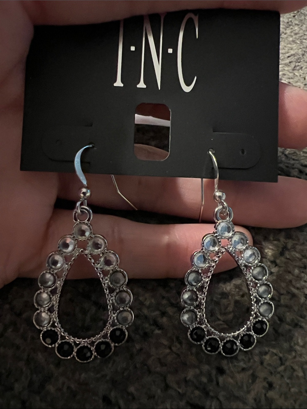3/$18 INC Silver-Tone Black & White Teardrop Dangle Earrings Lot 529